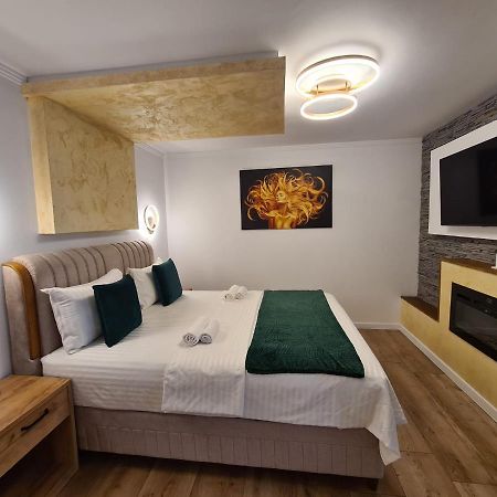 Bella Vista Bungalow Turda Buitenkant foto