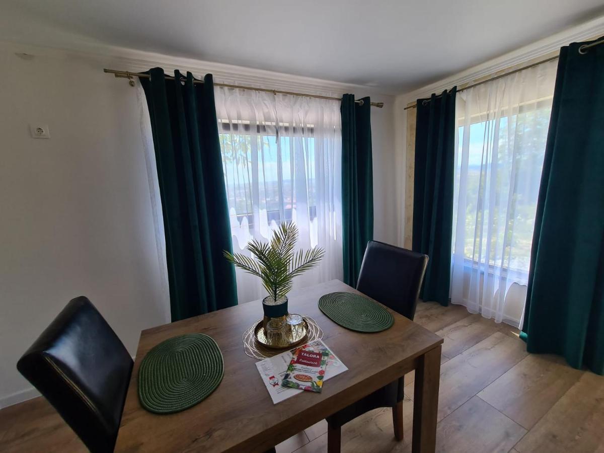 Bella Vista Bungalow Turda Buitenkant foto