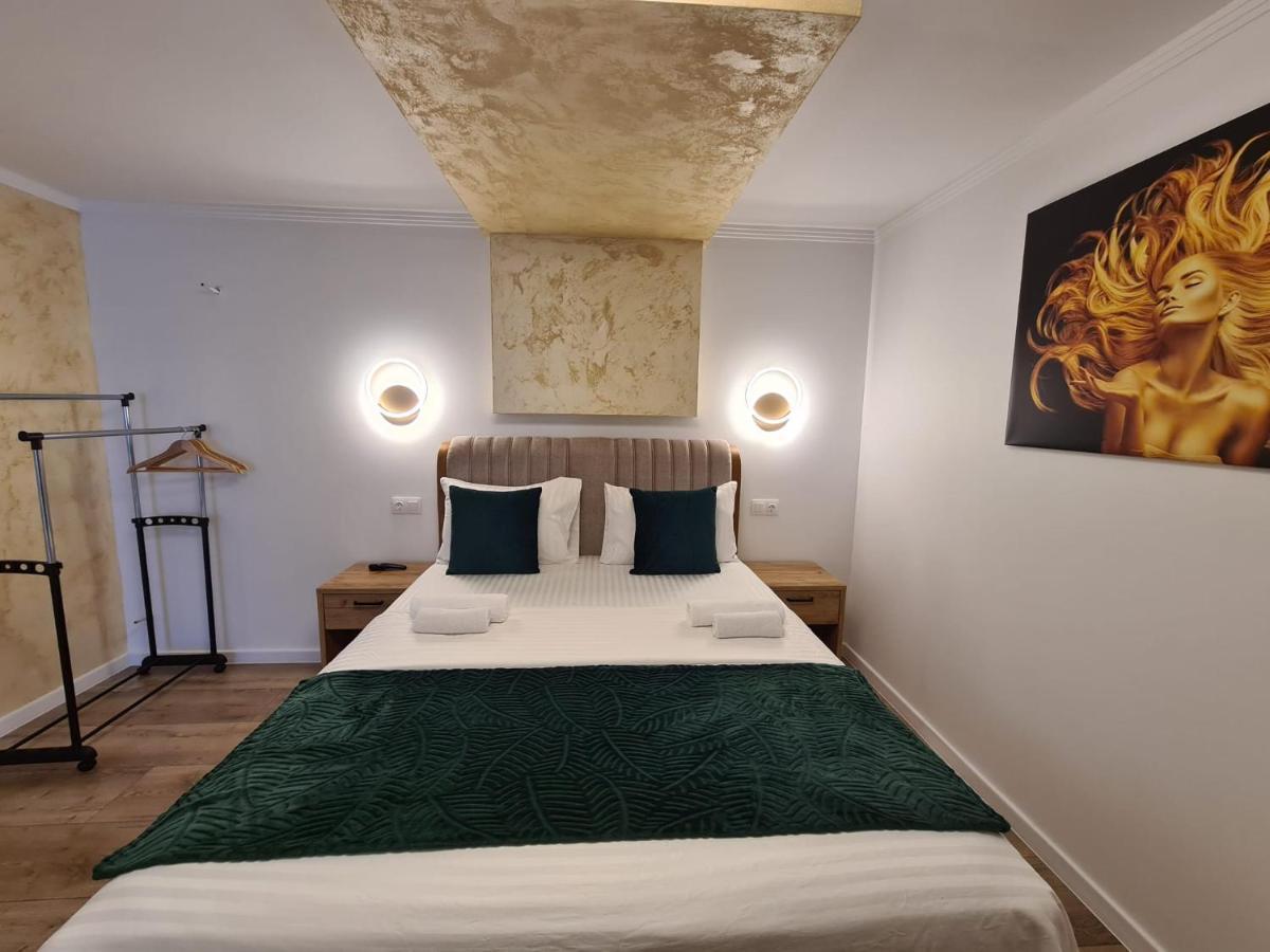 Bella Vista Bungalow Turda Buitenkant foto