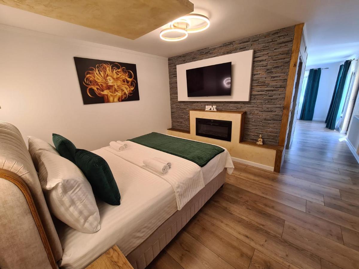 Bella Vista Bungalow Turda Buitenkant foto