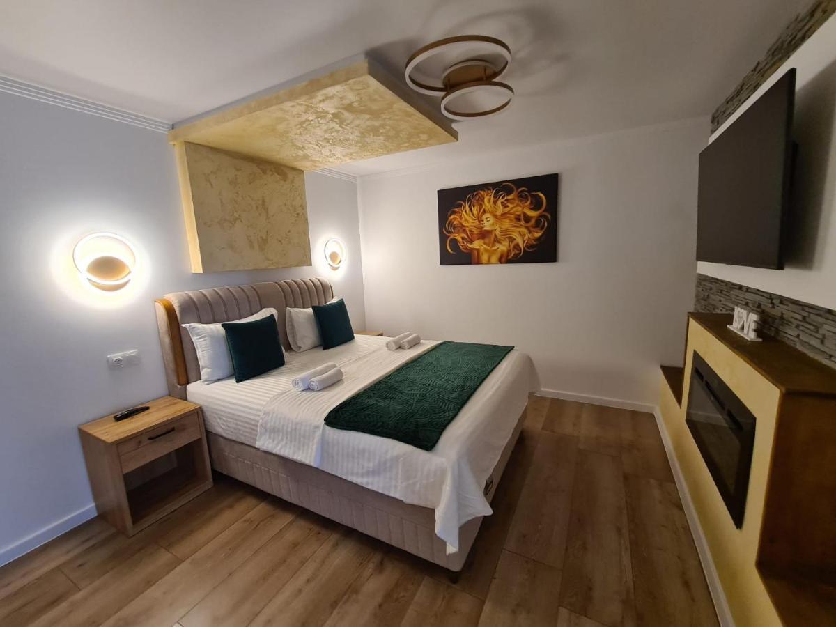 Bella Vista Bungalow Turda Buitenkant foto